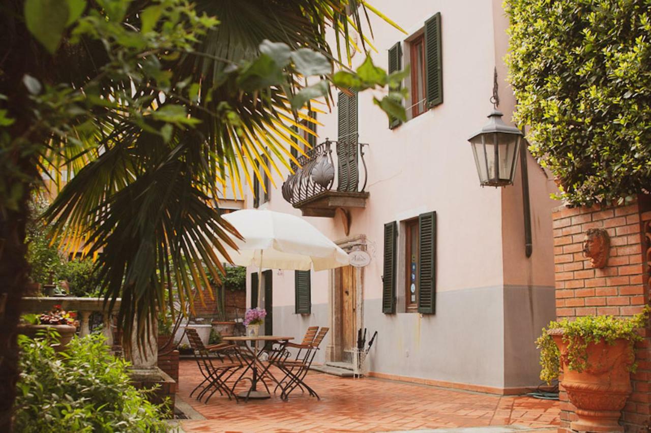 Il Villino Bed & Breakfast ลุคคา ภายนอก รูปภาพ