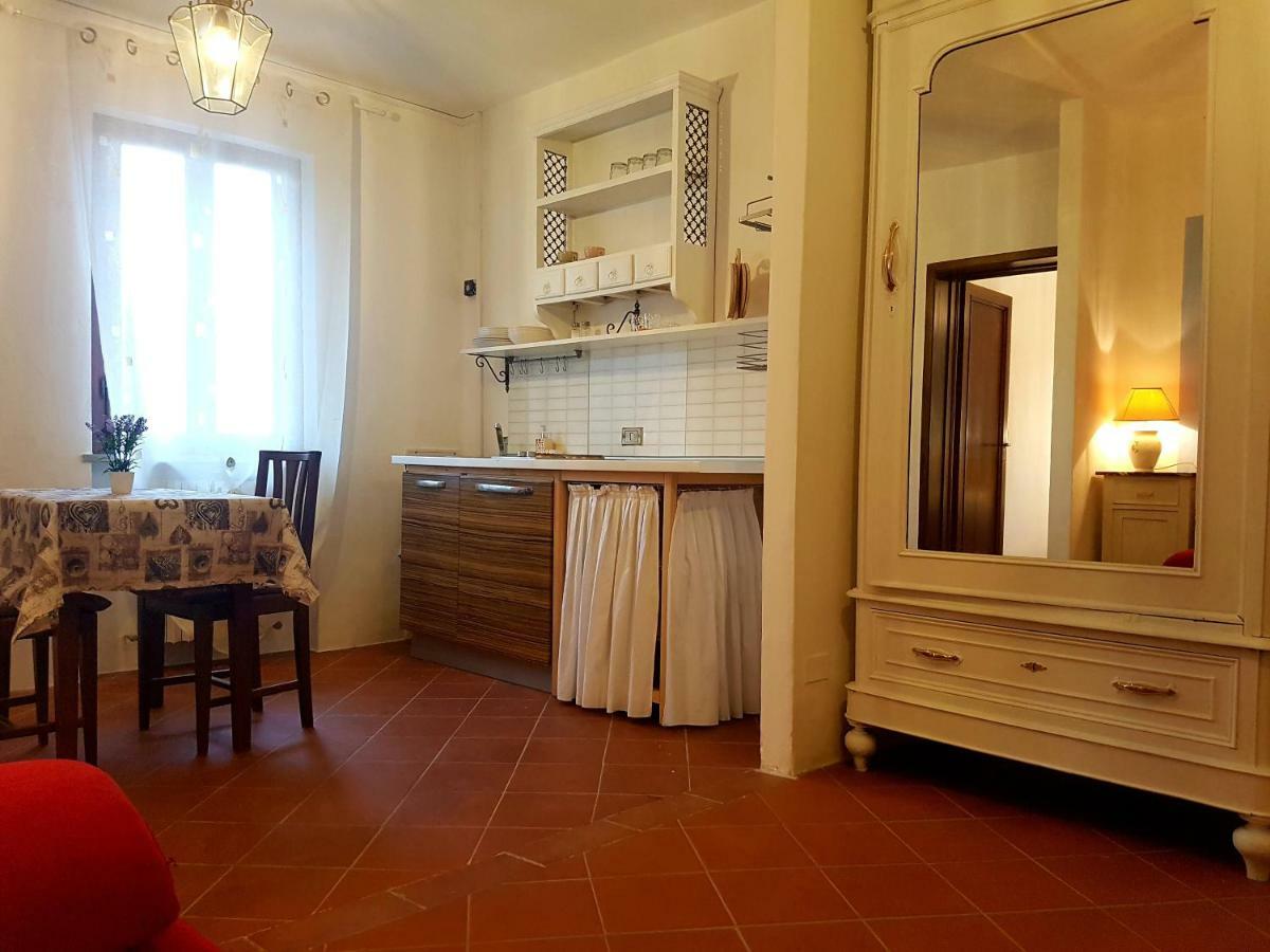 Il Villino Bed & Breakfast ลุคคา ภายนอก รูปภาพ